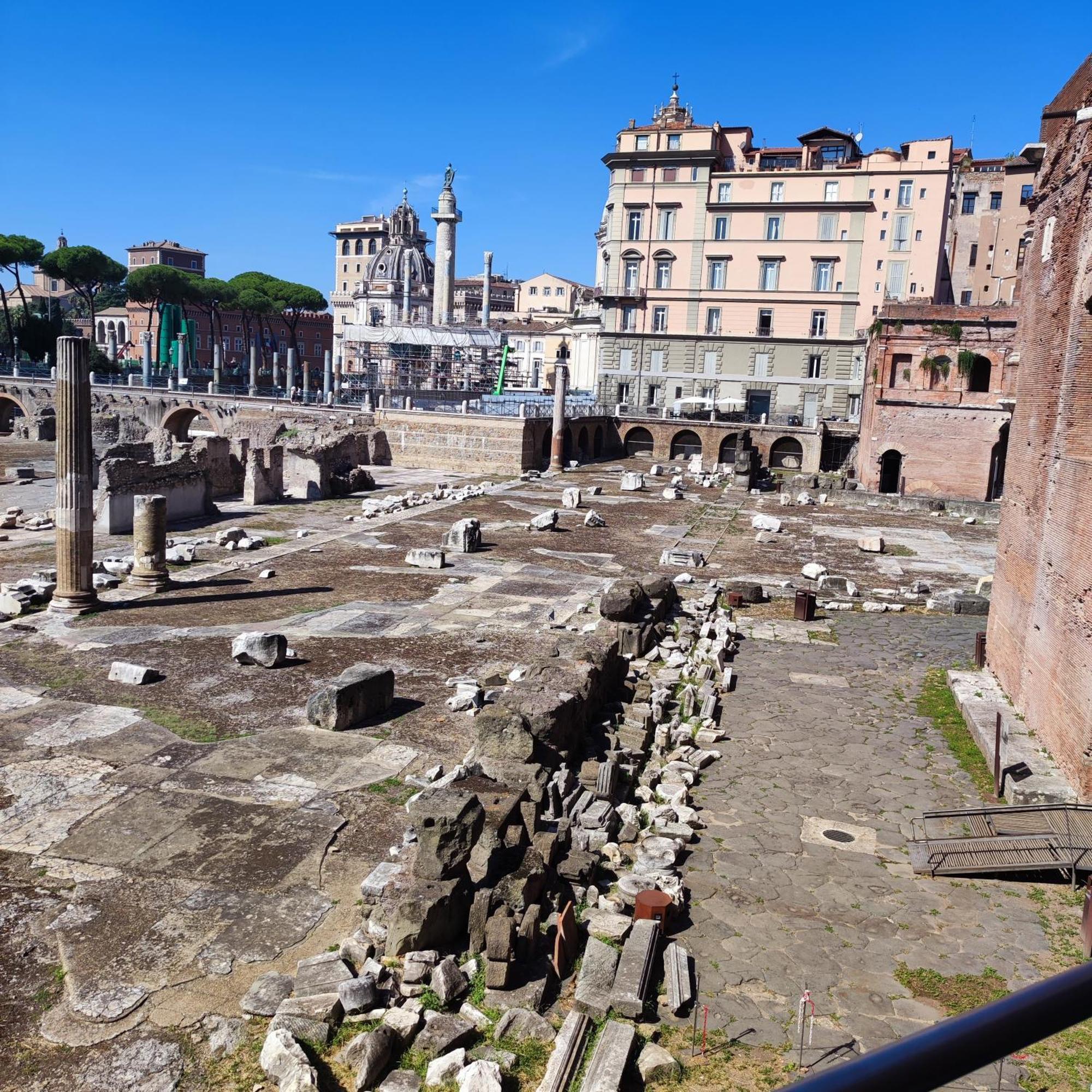 Casa Claudia ~ Rione Monti-Colosseo ローマ エクステリア 写真
